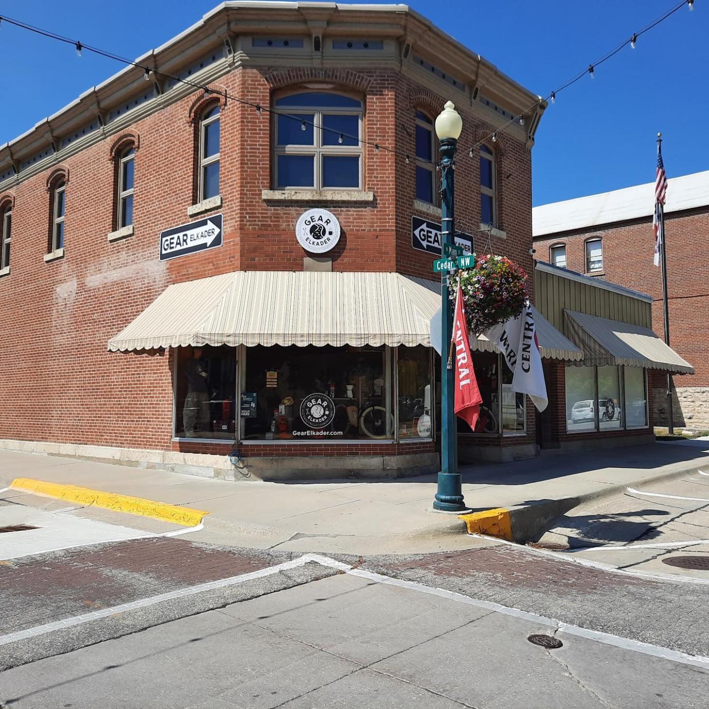 Goldfinch Suites Elkader Exterior foto